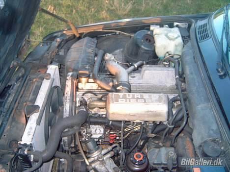 BMW 324 TD touring (solgt) billede 11