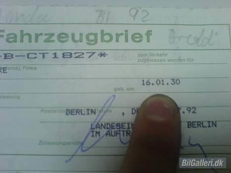 Honda Crx del sol  - Her kan i se hvorgammel var ejen på bilen der jeg købt den billede 3