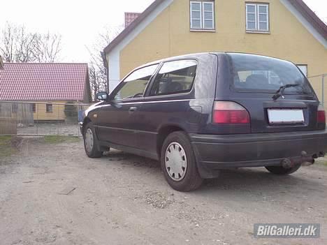 Nissan Sunny N14 (Totalskadet) billede 6