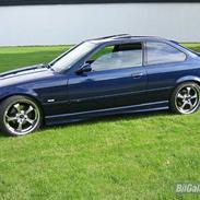 BMW 325I coupe Solgt :-(
