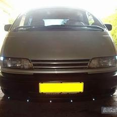Toyota Previa 2,4