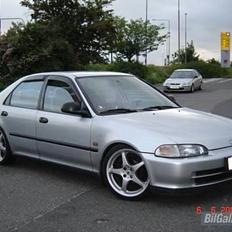 Honda Civic 1.6 ESi SOLGT