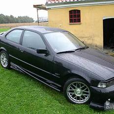 BMW E36 316i Compact>>SOLGT<<