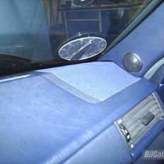 Mercedes Benz 250D Solgt