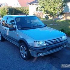 Peugeot 205 Gti