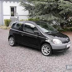Toyota Yaris 1,0 Linea Terra