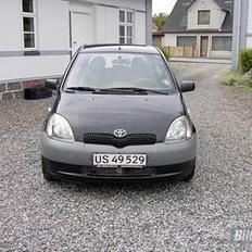 Toyota Yaris 1,0 Linea Terra