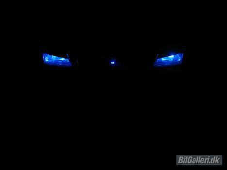 Opel astra 2,0 gsi 16v - 4 dioder i begger p-lys billede 3