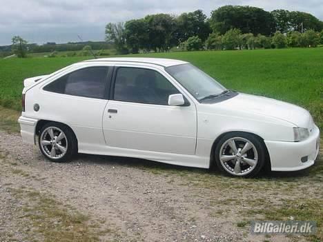 Opel kadett 2.0 GSI 16v billede 2