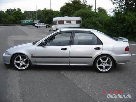 Honda Civic 1.6 ESi SOLGT billede 1