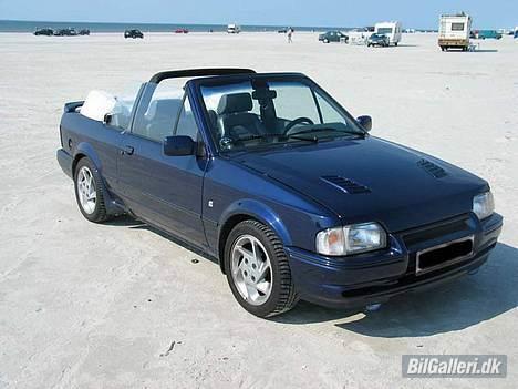 Ford Escort Cabriolet RS Turbo billede 1