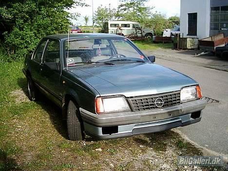 Opel Ascona C *Solgt* billede 1