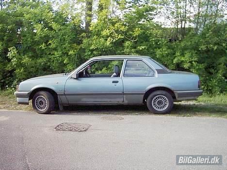 Opel Ascona C *Solgt* billede 3