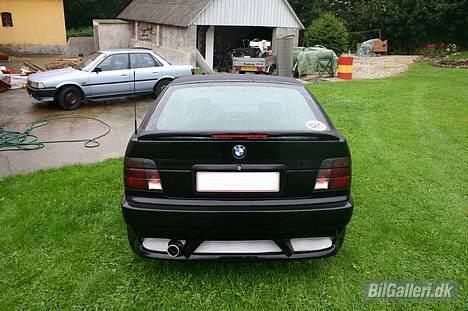 BMW E36 316i Compact>>SOLGT<< - Rigtig god røv. billede 5