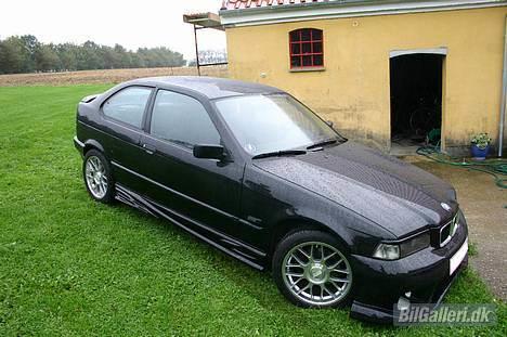 BMW E36 316i Compact>>SOLGT<< - Nye billeder fra 18/09/04 billede 3
