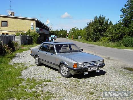 Ford Granada 2,8 I Ghia - Ford Granada 2,8 I L Automatic  fra Herning købt i 2003  billede 1