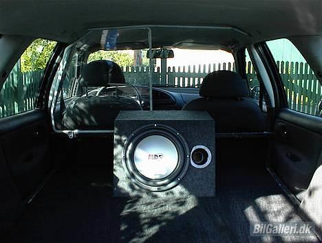 Ford Mondeo 2.0 Expressive - En skod 12" MDS bass :( billede 5
