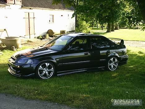 Honda CiViC 1.5ils V-tec(solgt) billede 6