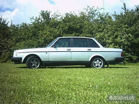 Volvo 240 GL billede 3