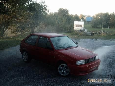 VW Polo G40 - solgt - Nysynet og næsten kørerklar Septemper 2003 billede 9