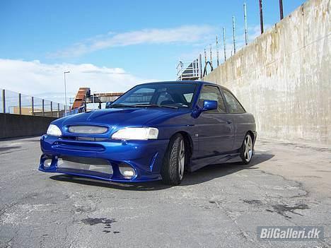 Ford Escort Sport (solgt) billede 8