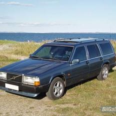 Volvo 740 (SOLGT) 