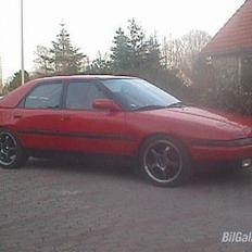Mazda 323f 1.8 GT