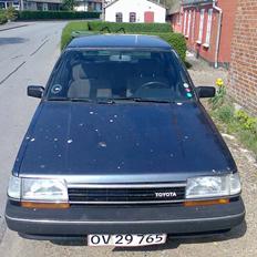 Toyota Carina 2