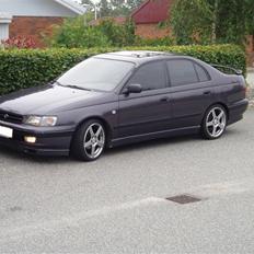 Toyota Carina E 2,0 Turbo.