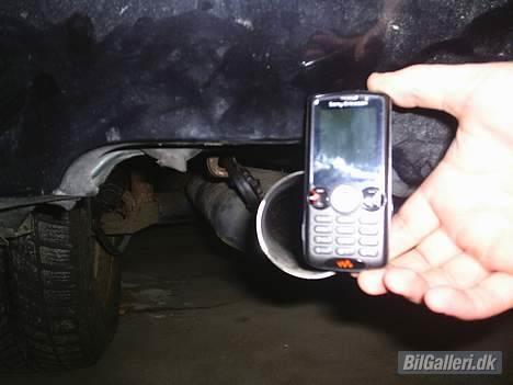 VW Golf 2 GTi  givet væk - den lyder godt!! :D brummer, larmer, kort sagt. MONSTER GO LYD!!!!!!!! billede 10