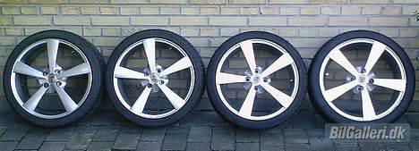 Toyota Corolla 1,3  SOLGT SOLGT billede 9