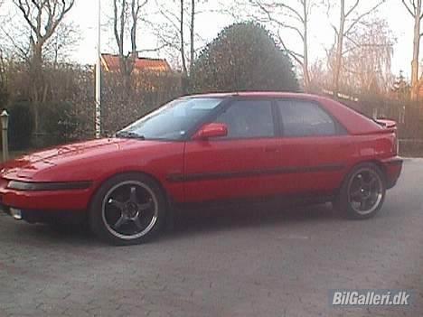 Mazda 323f 1.8 GT billede 9