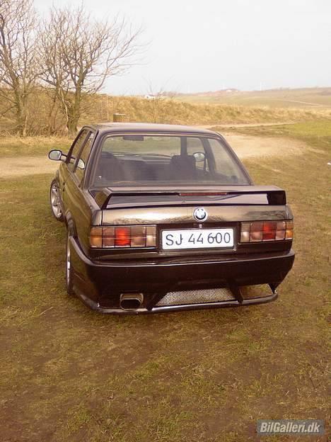 BMW 325i  -[SOLGT]- billede 9