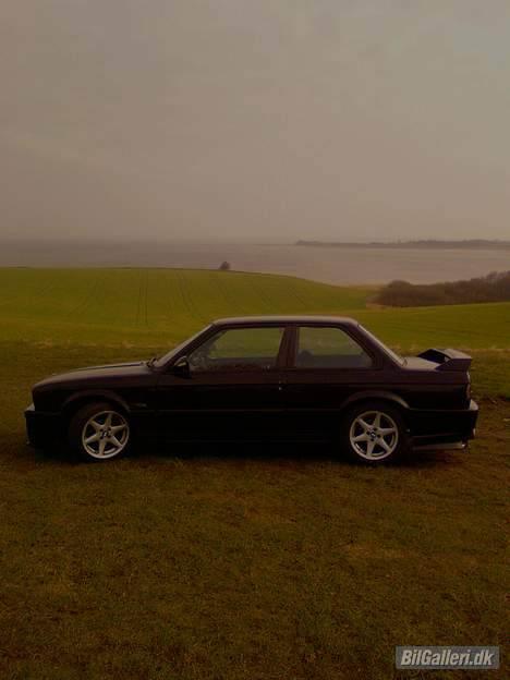 BMW 325i  -[SOLGT]- billede 15