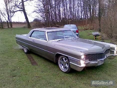 Cadillac coupe dé ville - Så er bilen hjemme på gården.(feb.2007) billede 4