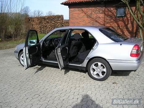 Mercedes Benz C250 SOLGT billede 3