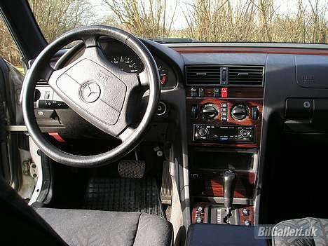 Mercedes Benz C250 SOLGT billede 4