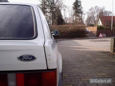 Ford Escort ** SOLGT** billede 18