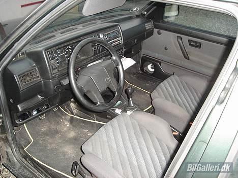 VW Golf TD * SOLGT * - Lækker kabine.. og skide gode sæder at sidde i.. billede 6