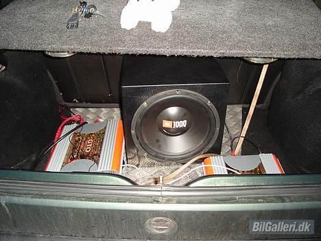 VW Golf TD * SOLGT * - har fået en ekstra bas.. skal nok sætte et bille ind af det.. billede 9