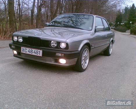 BMW 320i E30 SOLGT billede 2