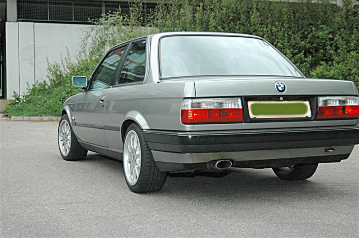 BMW 320i E30 SOLGT billede 16
