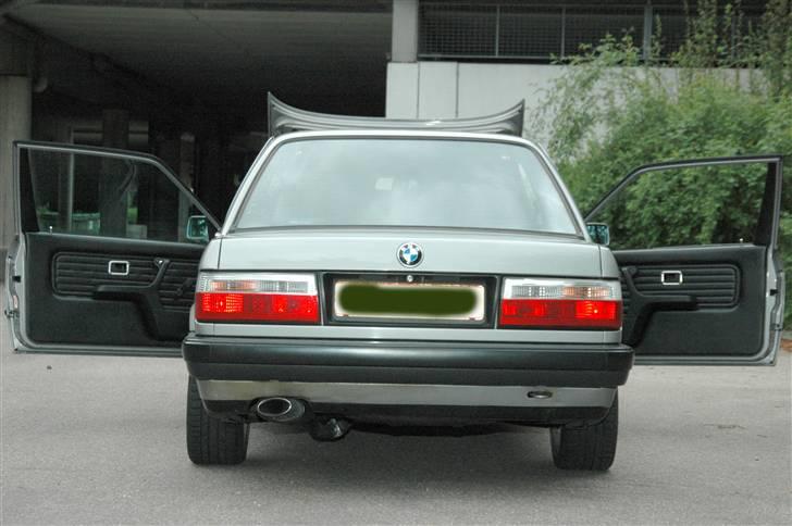 BMW 320i E30 SOLGT billede 17