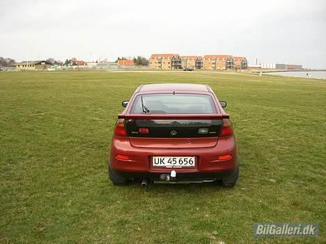 Mazda 323 Coupé (solgt) billede 8