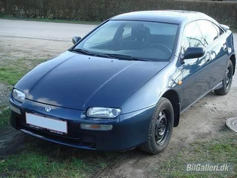 Mazda 323F BA billede 6