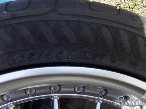 Suzuki Liana billede 11