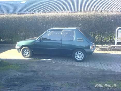 Peugeot 205 forever [SOLGT] billede 8