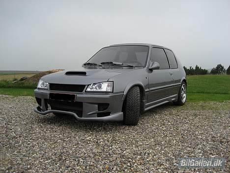 Peugeot 205 1.9 GTI billede 2