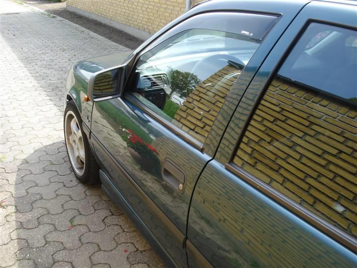 Opel Vectra A [Tidl. bil] billede 4