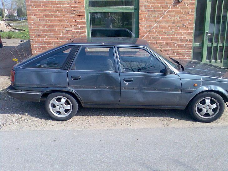 Toyota Carina 2 billede 2